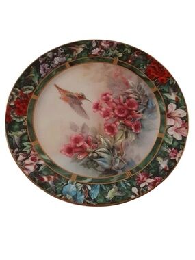 Lena Liu hummingbird decorative plate